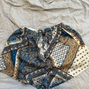 Cider Blue and Cream Patterned Women Shorts